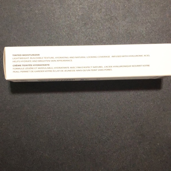 Honey Light Moisturizer - Picture 2 of 5